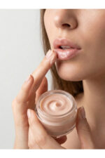 20 Adet Gold Kapaklı Parlak Şeffaf Cam Lip Glowy Balm Krem Kozmetik El Bakım Seyahat Kavanozu 30 ML - Görsel 4