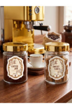 2'li Gold Kapaklı Şeffaf Cam Kahve ve Şeker Kavanozu Mutfak Organizer Kahve Köşesi Seti–Coffee Jar&Sweet Cubes Yazılı Suya Dayanıklı Etiketli–Ahşap Kaşıklı 2'li Set-350 ml